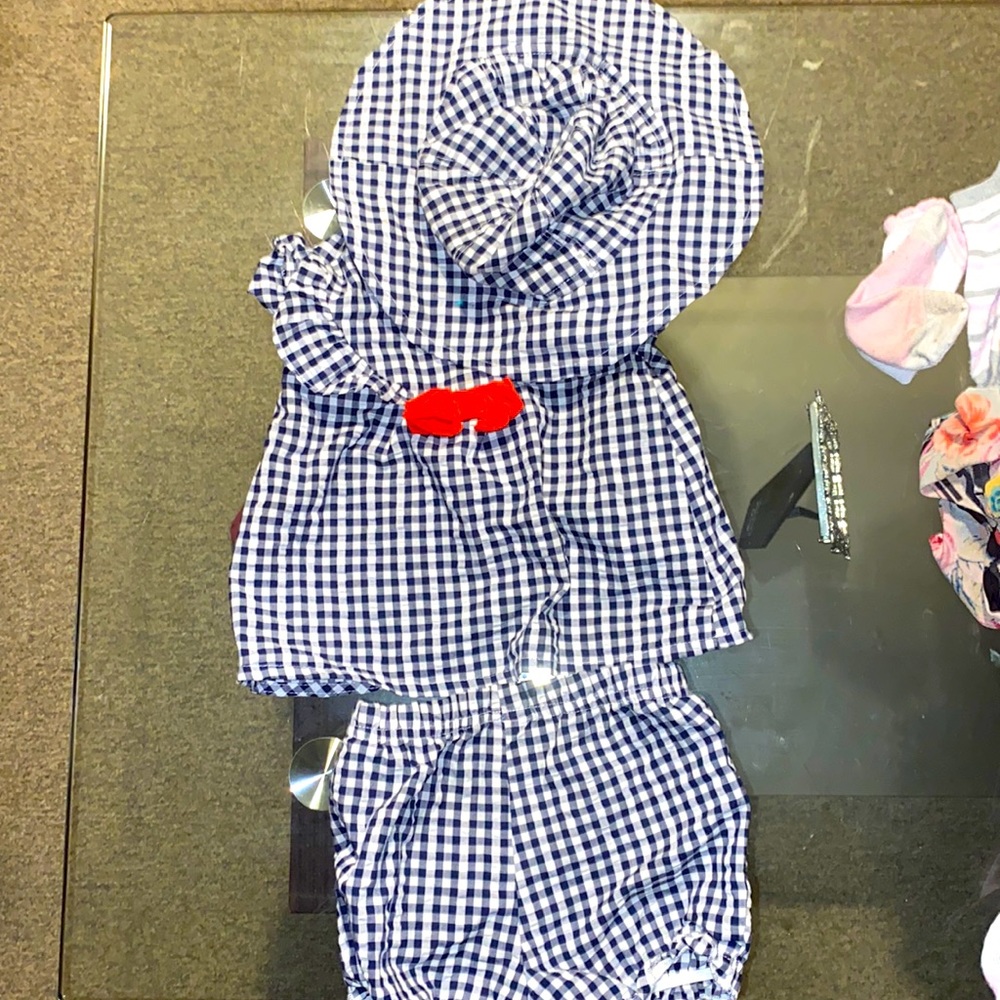 Kids three pieces outfit